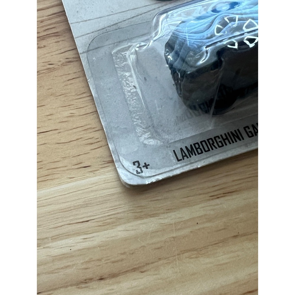 Hot Wheels Lamborghini Gallardo LP 570-4 Superleggera Blue, Damaged‎ Card SEALED - Picture 3 of 4